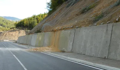 Smanjena vidljivost, mogući sitniji odroni