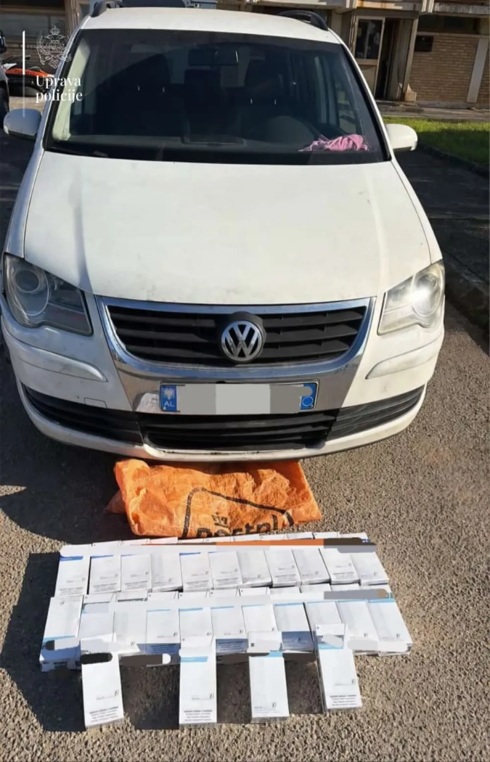 Na Božaju uhap&scaron;ena dva albanska državljanina zbog krijumčarenja cigareta i duvana