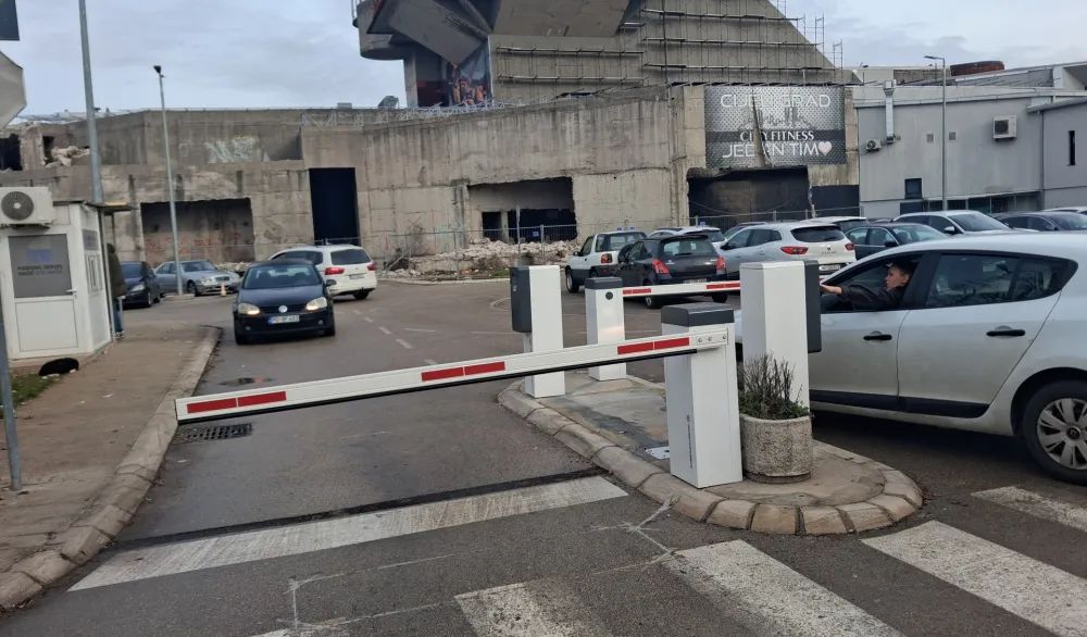 Sat parkinga u prvoj zoni Nik&scaron;ića biće skuplji za 10 centi