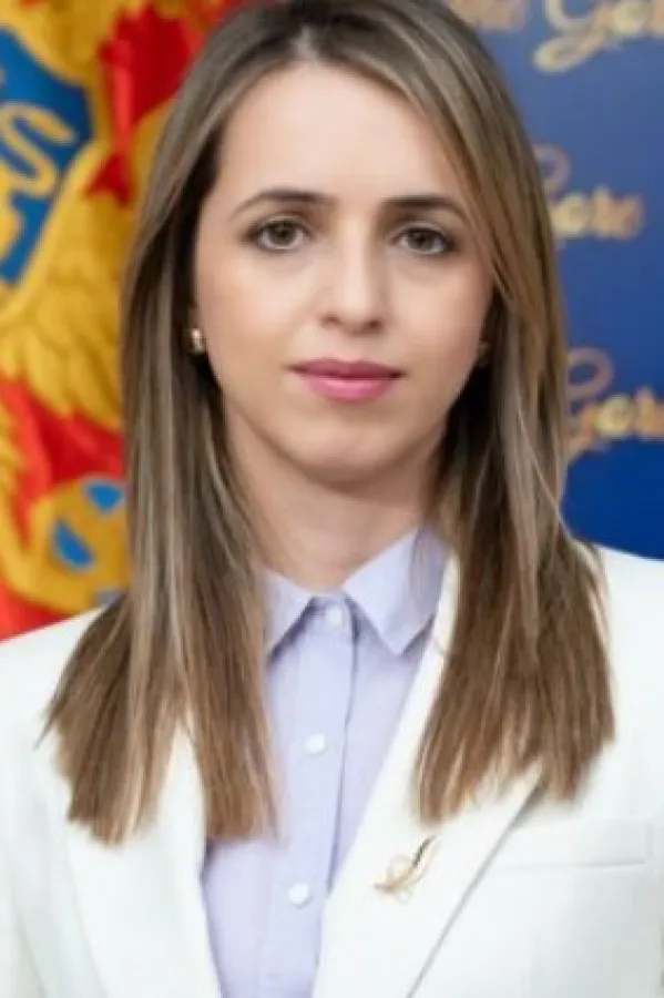 De&scaron;ić: Korisnici materijalnog obezbjeđenja će imati socijalna primanja i nakon stupanja u radni odnos