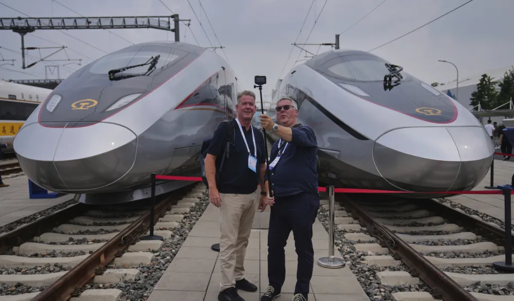 EMU razvija brzinu i do 370 km na čas