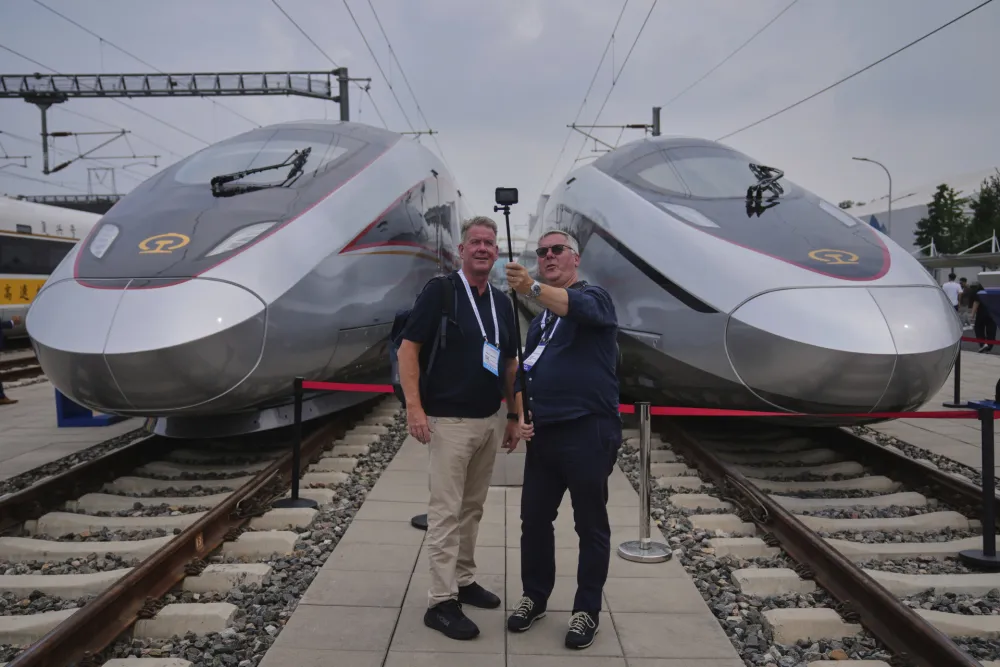 EMU razvija brzinu i do 370 km na čas