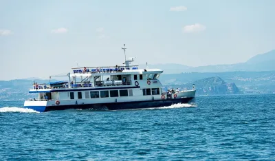 SAD napale brod pod sumnjom na &scaron;verc droge, jedna osoba poginula