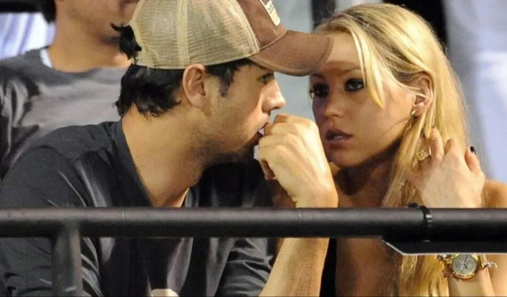 Enrike Iglesijas i Ana Kurnjikova dobili četvrto dijete