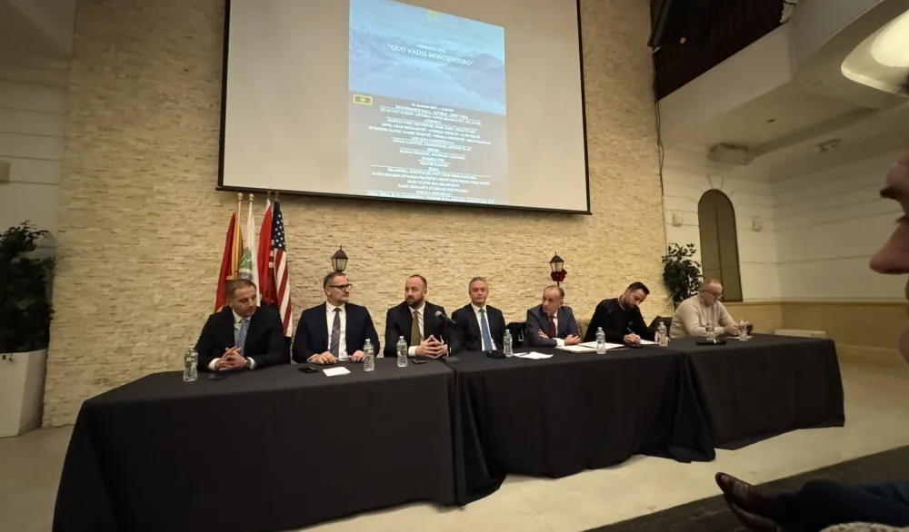 &Scaron;ehović i Zirojević u Njujorku: Crna Gora doživljava institucionalno, kulturno i civilizacijsko posrnuće