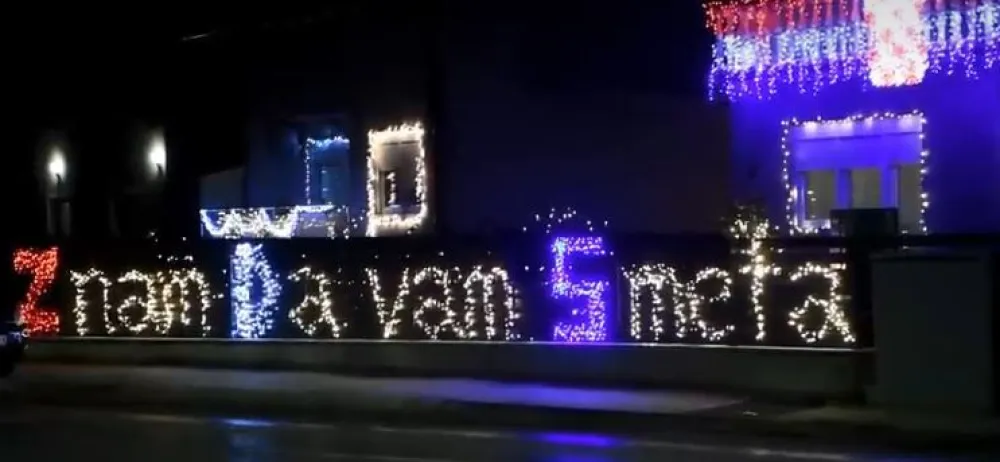 Znam da vam smeta, lampice