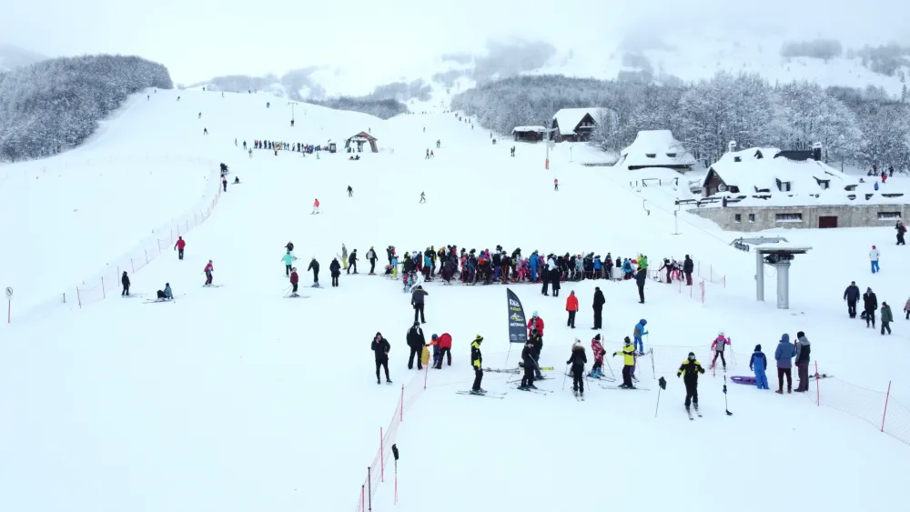 Žabljak: Turističko udruženje sazvalo hitan sastanak zbog situacije na skijali&scaron;tu Savin Kuk
