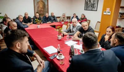 Konatar i Golović sa biv&scaron;im radnicima Željezare: Novim zakonom obe&scaron;tetiti i radnike metalske industrije koji nijesu do sada primili otpremnine