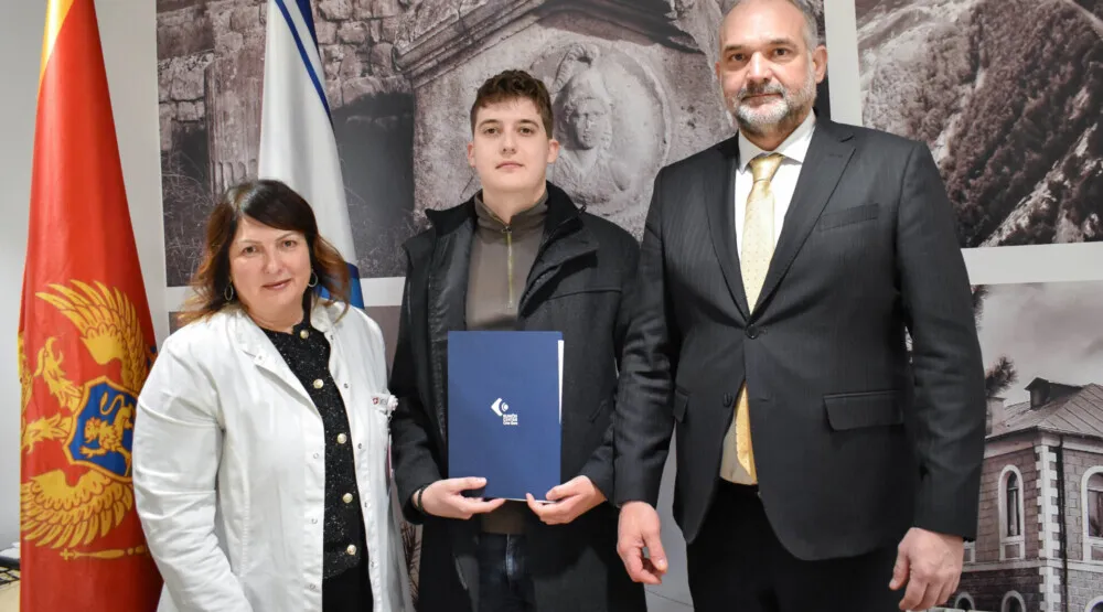 Stipendija KCCG Krstu Kustudiću