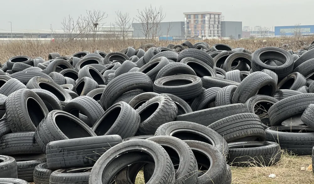 Lani prukupljena 221 tona otpadnih guma: Državu truje 326 divljih deponija
