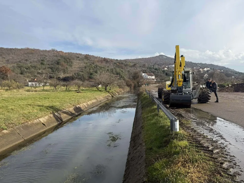 (VIDEO) Zelenilo i Deponija bez tendera čiste kanal Mareze