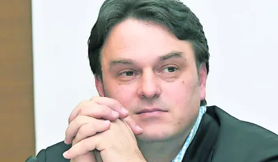 Stamenost novina, opipljiv osjećaj istine