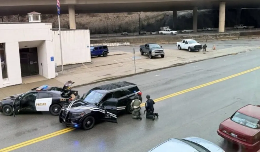 (VIDEO) Pucnjava u kancelariji &scaron;erifa, dvije osobe ranjene
