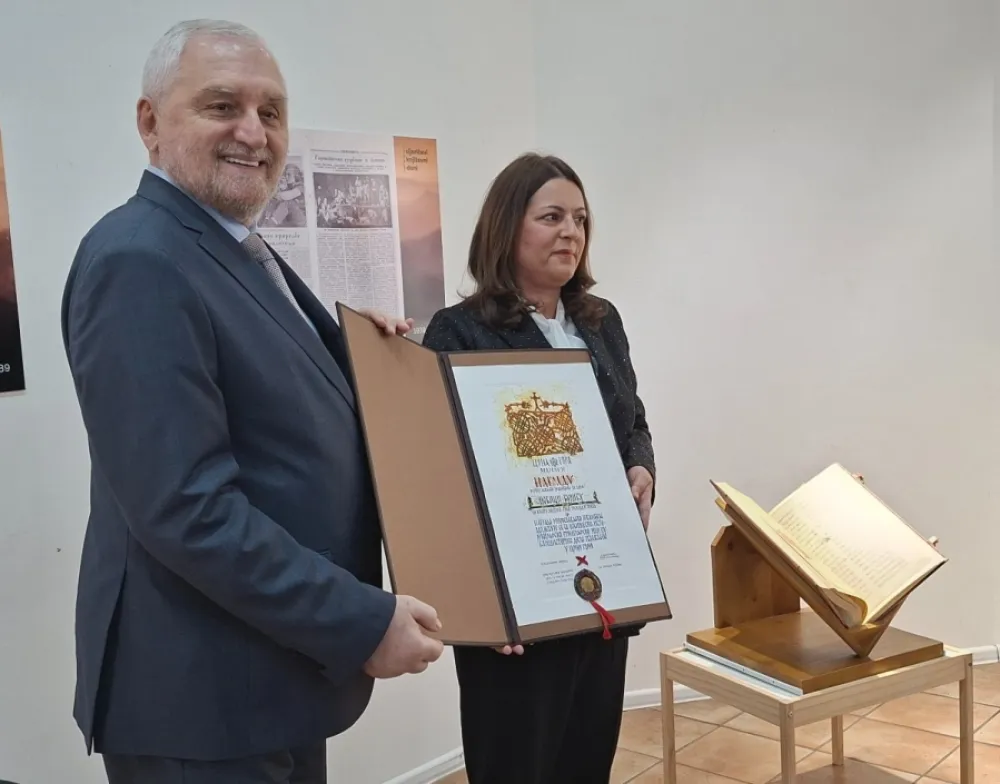 Đurić i ministarka Vujović