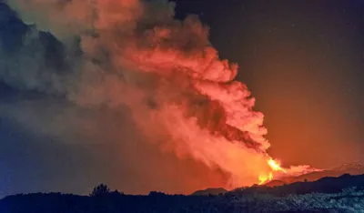 Vulkan Etna ponovo eruptirao