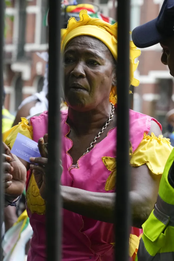 Devetoro ubijenih u napadu nožem blizu glavnog grada Surinama, izbodena i djeca