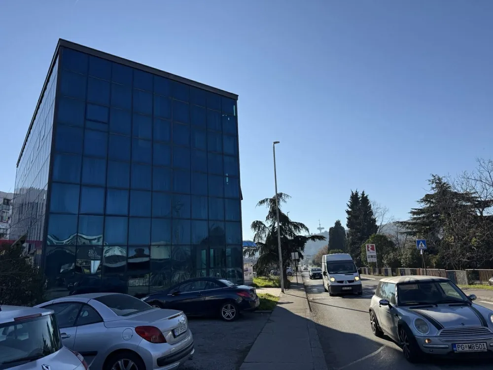 "Putevi" kupuju zgradu na Zabjelu