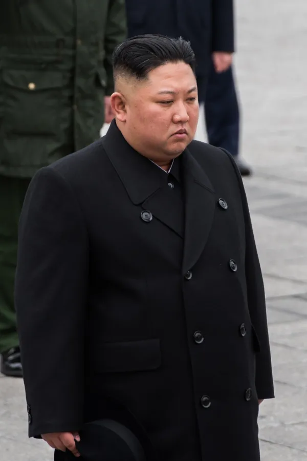 Kim Džong Un nadgledao vježbu lansiranja krstarećih raketa