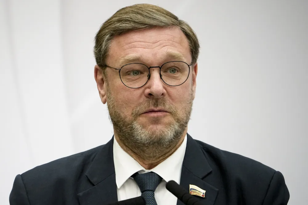 Kosačov: EU i Kijev postavljaju "mine" u mirovni plan