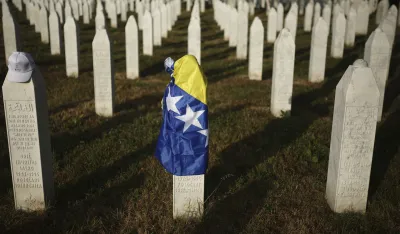 Dva pripadnika Zvorničke brigade Vojske RS optužena za genocid u Srebrenici