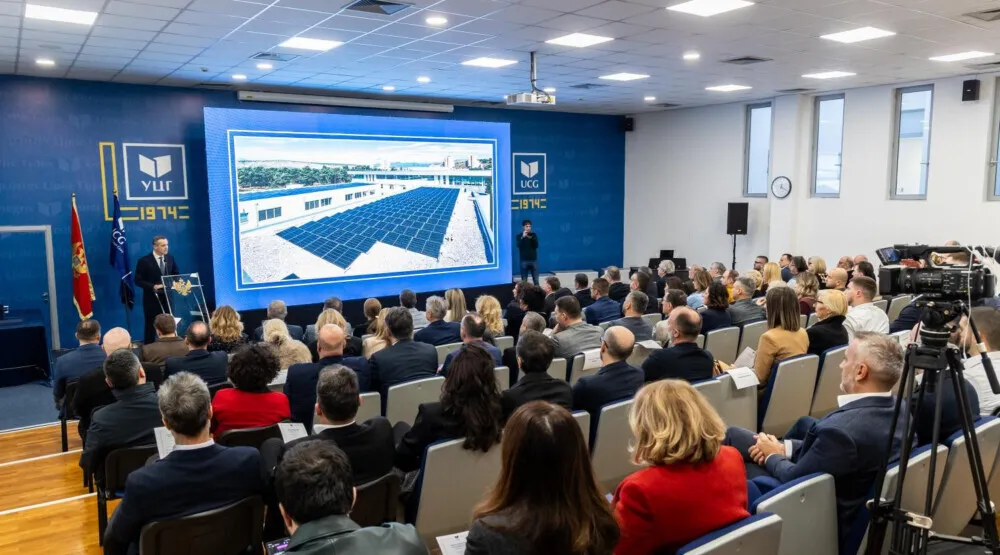 Svečana sjednica Senata Univerziteta Crne Gore: Za pet godina realizovano vi&scaron;e od 50 kapitalnih infrastrukturnih projekata