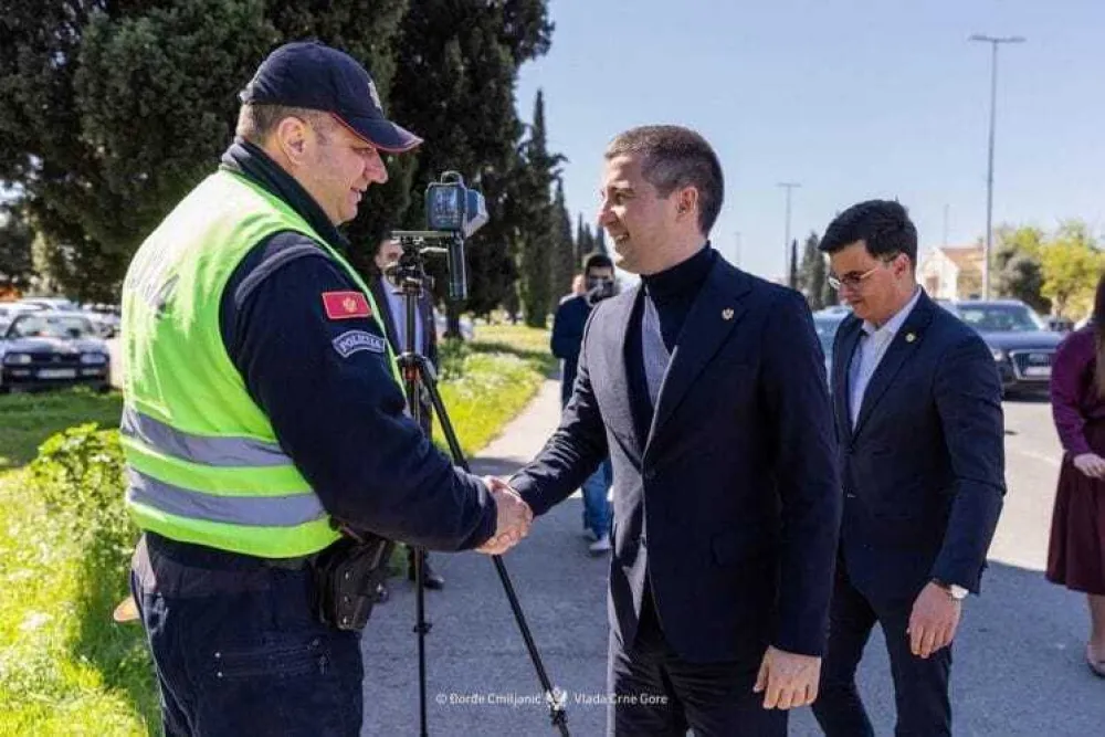 Vlada odobrila raspisivanje novog konkursa za 514 policijskih službenika