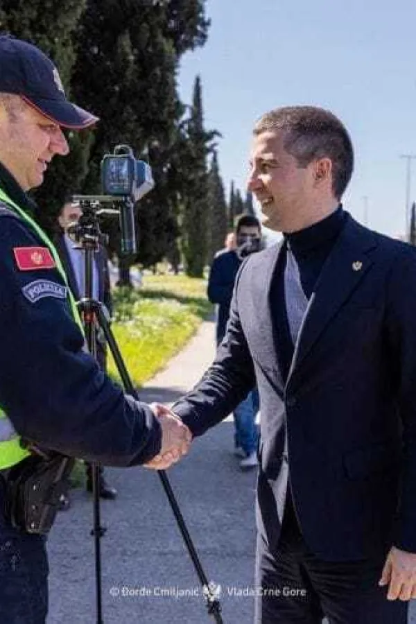 Vlada odobrila raspisivanje novog konkursa za 514 policijskih službenika