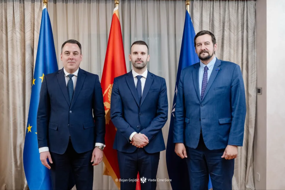 Vuković sa Spajićem: Proces EU integracije mora biti prioritetna obaveza svih političkih aktera