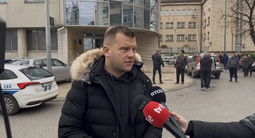 (VIDEO/FOTO) Asanović: &Scaron;aranović, Bečić i &Scaron;ćepanović udarili na goloruki narod