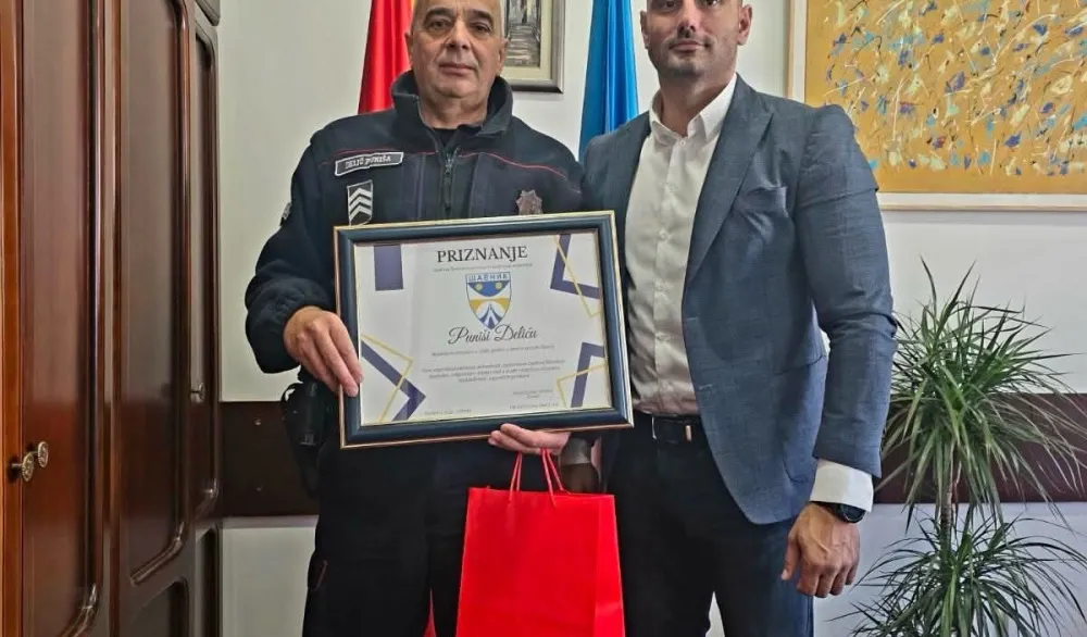 Jakić nagradio najboljeg policajca u &Scaron;avniku za 2025. godinu