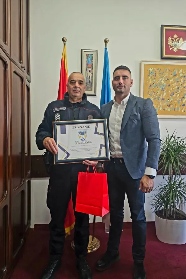 Jakić nagradio najboljeg policajca u &Scaron;avniku za 2025. godinu