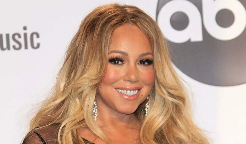 Maraja Keri dobiće vi&scaron;e od 92.000 dolara za advokatske tro&scaron;kove nakon odbačene tužbe za božićni hit