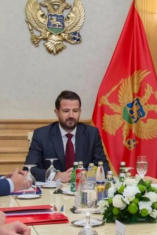 Vojsku zasjenila politika, unapređenja i obuke pripadnika VSCG na čekanju