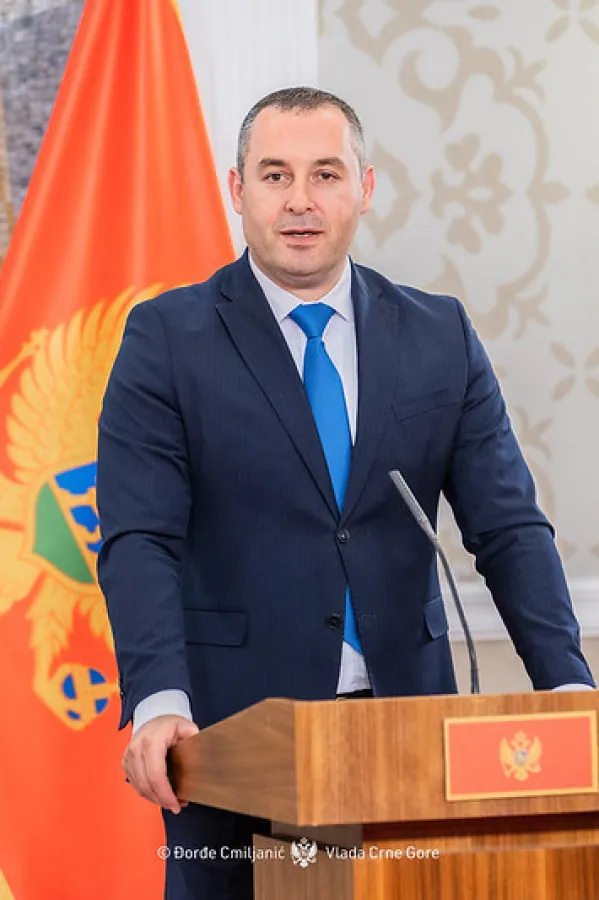 &Scaron;ćekić razrije&scaron;en sa funkcije ministra