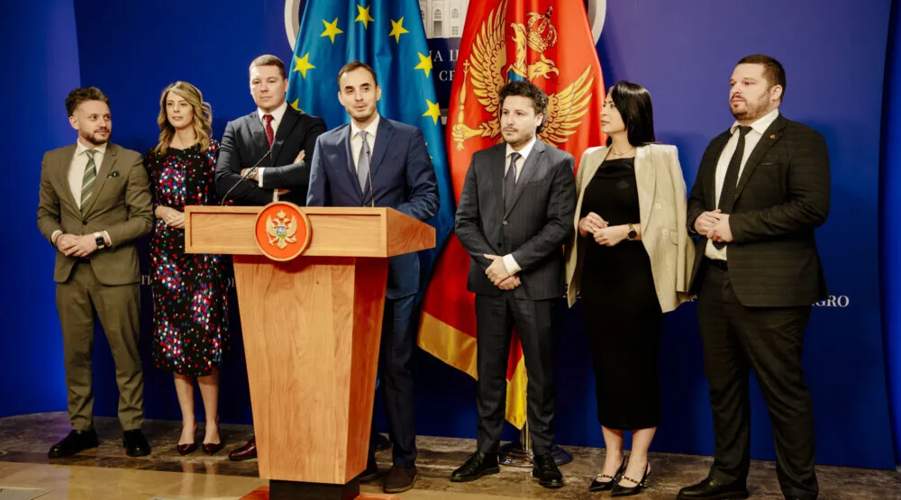 URA: Poslanici vlasti pokazali nebrigu prema biv&scaron;im radnicima glasanjem protiv otpremnina