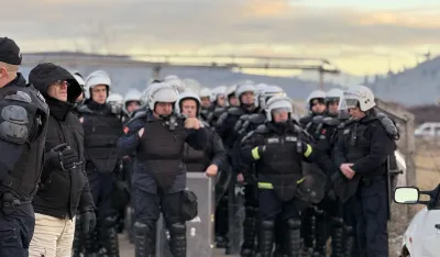 Botun: Policija se povlači, pregovori nastavljaju, protest otkazuje