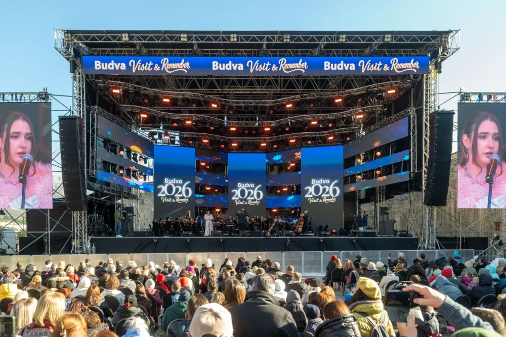 Prvi dan 2026. u Budvi: Koncert Bokeljskog simfonijskog orkestra odu&scaron;evio brojnu publiku