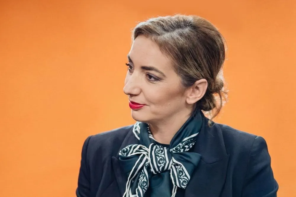Jak&scaron;ić Stojanović za "Dan": Ove godine počinje kontrola diploma zaposlenih u javnom sektoru