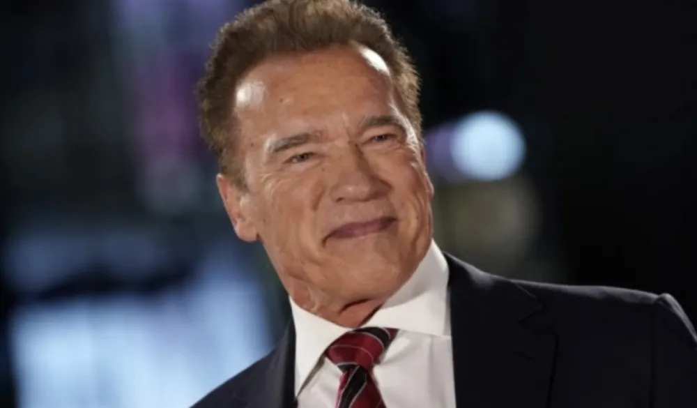 Komedija koja je &Scaron;varcenegeru donijela najveću zaradu stiže na Netflix