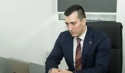 Suljević za &bdquo;Dan&rdquo;:&nbsp;Država gubi zbog odlaska mladih