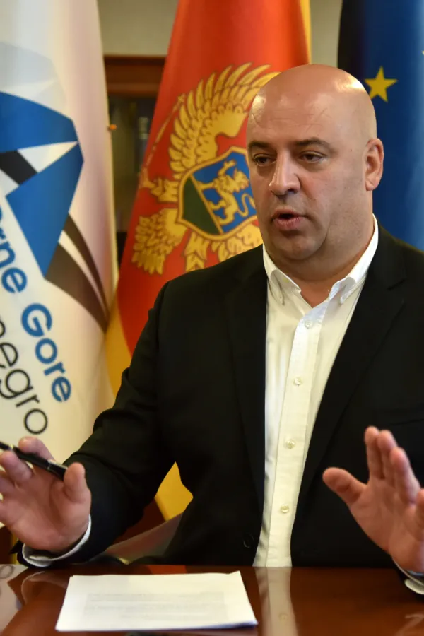 Tolić: Hitno početi adaptaciju aerodromske infrastrukture zbog pojačanog prometa koji se očekuje ove godine