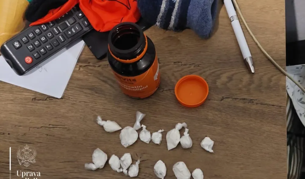 pornađeni oružje i droga