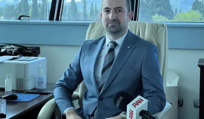 Александар Нишавић 