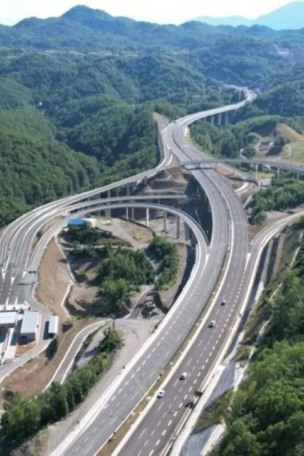Monteput: Rekordna godina &ndash; vi&scaron;e od 7,3 miliona vozila na auto-putu i tunelu Sozina