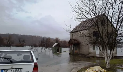 (FOTO/VIDEO) U Nik&scaron;iću ugrožene kuće, poplave na Cetinju i u Bijelom Polju
