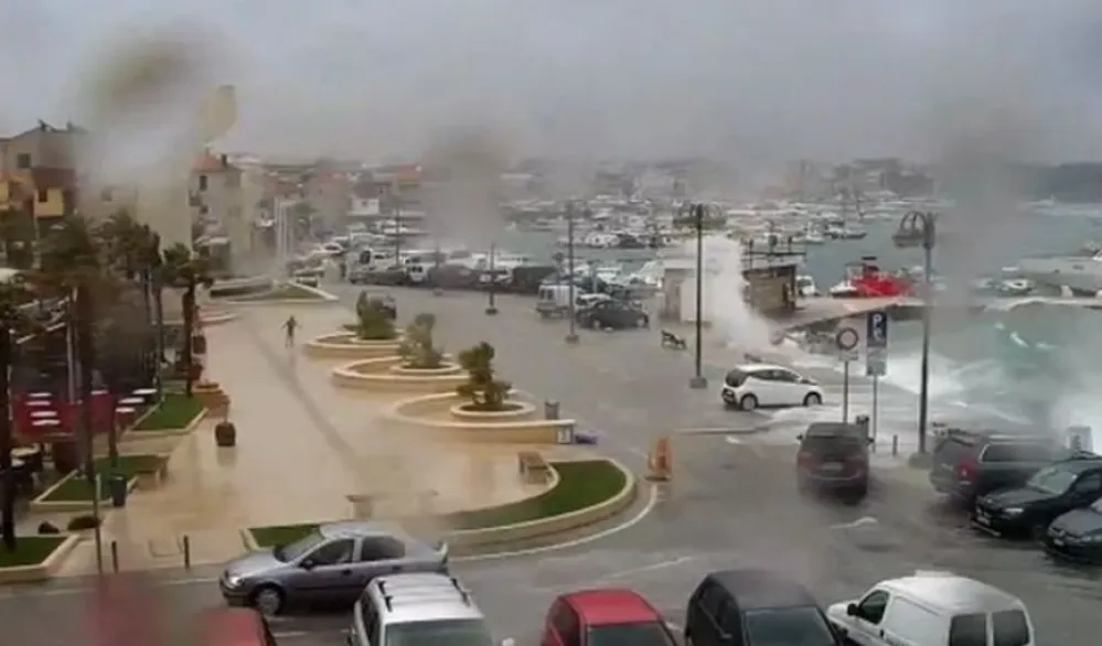 Nevrijeme zadesilo i Hrvatsku: Snijeg na sjeveru, obilne padavine potopile djelove Splita i Dubrovnika