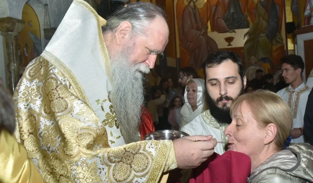Božićna liturgija u Hramu Hristovog vaskrsenja u Podgorici