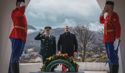 Krapović položio vijenac na Spomenik junacima Mojkovačke bitke