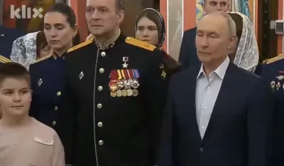 Putin s vojnicima na Božićnoj liturgiji