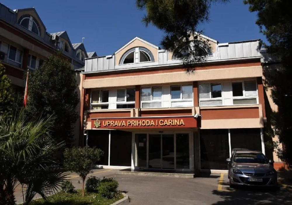 Uprava carina u 2025. naplatila 1,41 milijarda eura